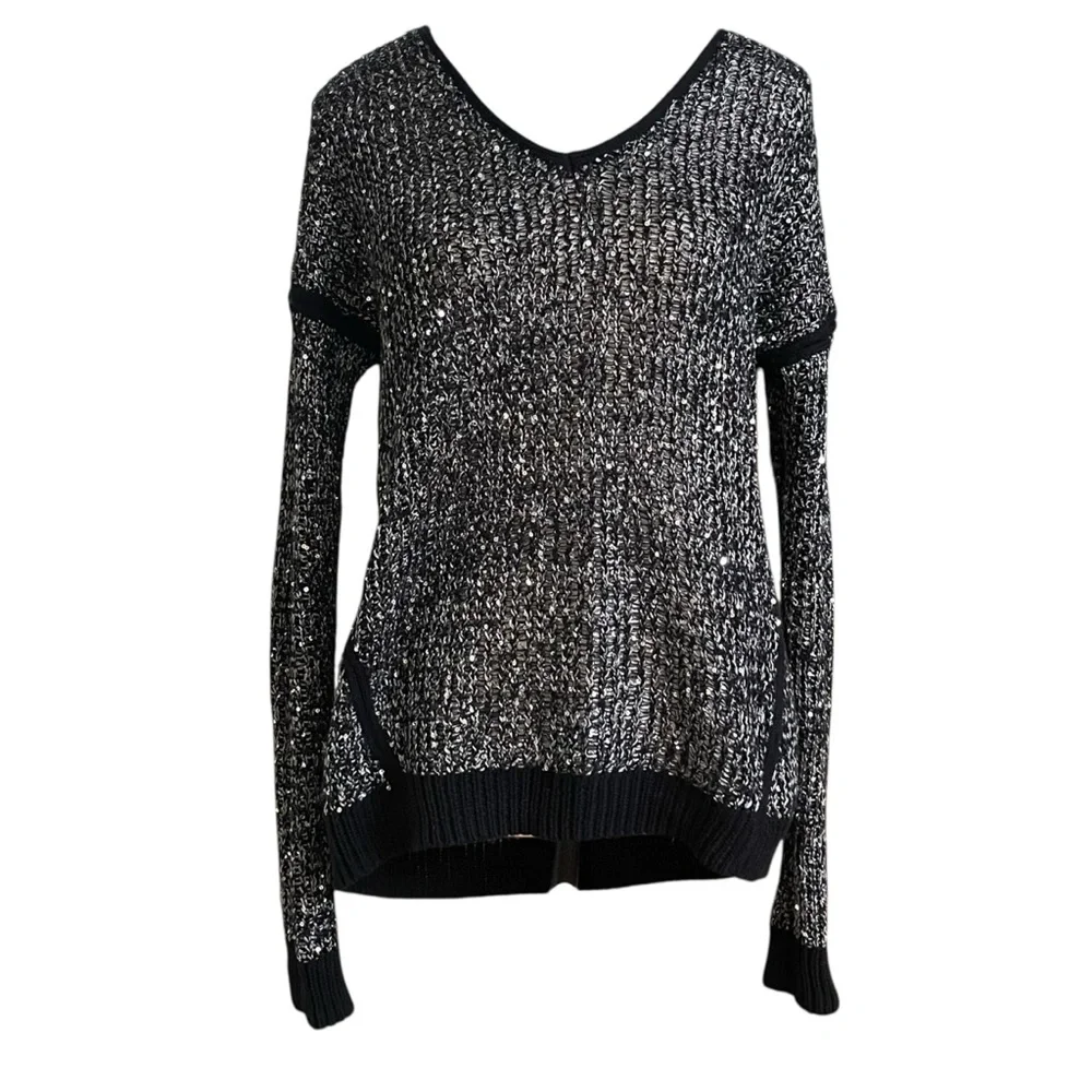 DKNY Jeans Black Grey Sequin Knit Sweater V-Neck Loose Metallic Sparkle Top M - Picture 2 of 9
